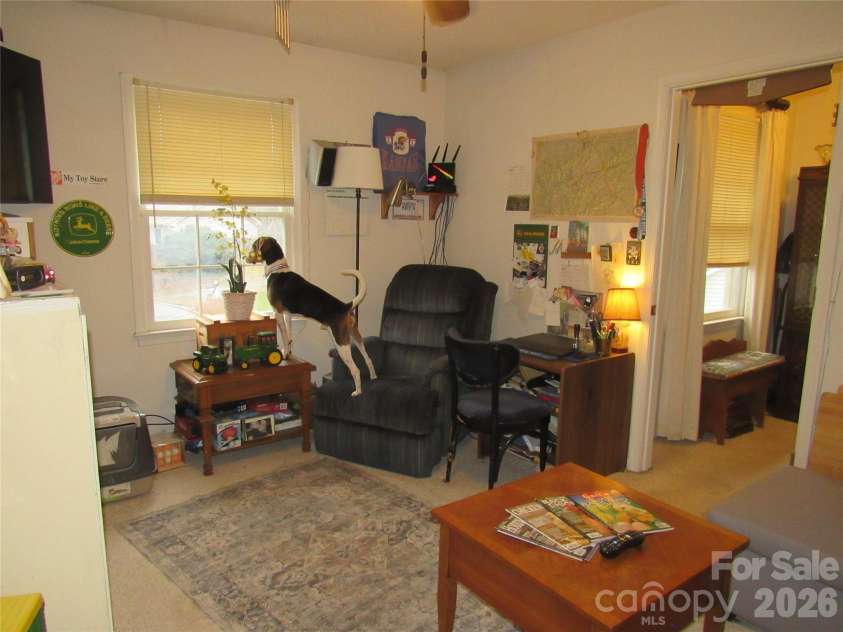 19 Westminster Drive, Asheville, NC 28804.  MLS# CAR4331483, YatesRealty ID 3748. 