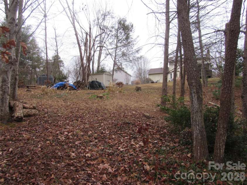 19 Westminster Drive, Asheville, NC 28804.  MLS# CAR4331483, YatesRealty ID 3748. 