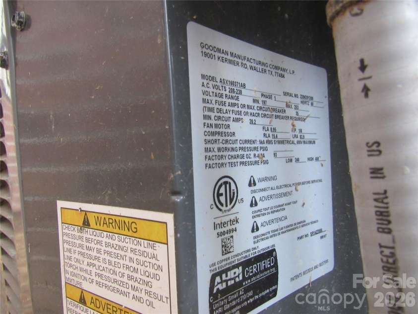 19 Westminster Drive, Asheville, NC 28804.  MLS# CAR4331483, YatesRealty ID 3748. 