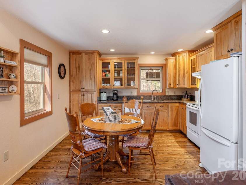 48 & 50 Wild Turkey Run, Black Mountain, NC 28711.  MLS# CAR4318809, YatesRealty ID 3748. 