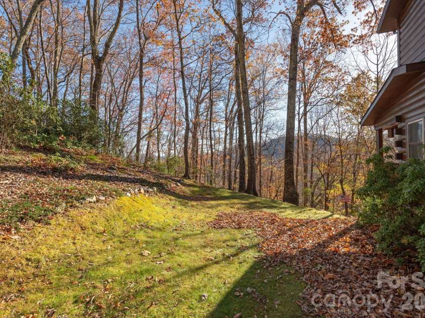 48 & 50 Wild Turkey Run, Black Mountain, NC 28711.  MLS# CAR4318809, YatesRealty ID 3748. 