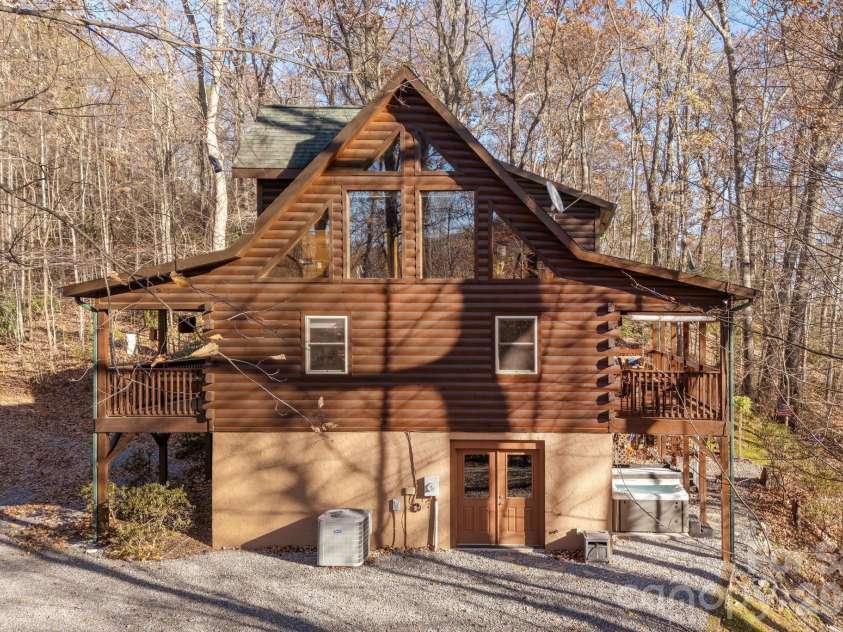 48 & 50 Wild Turkey Run, Black Mountain, NC 28711.  MLS# CAR4318809, YatesRealty ID 3748. 