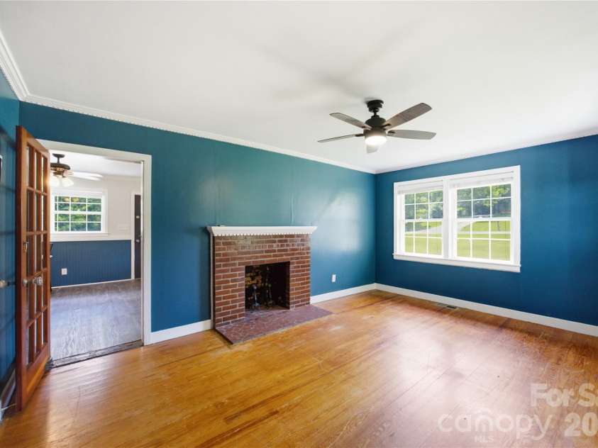 1471 Winthrop Avenue, Lancaster, SC 29720.  MLS# CAR4405167, YatesRealty ID 37480. 