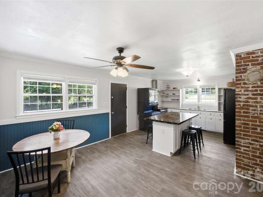 1471 Winthrop Avenue, Lancaster, SC 29720.  MLS# CAR4405167, YatesRealty ID 37480. 