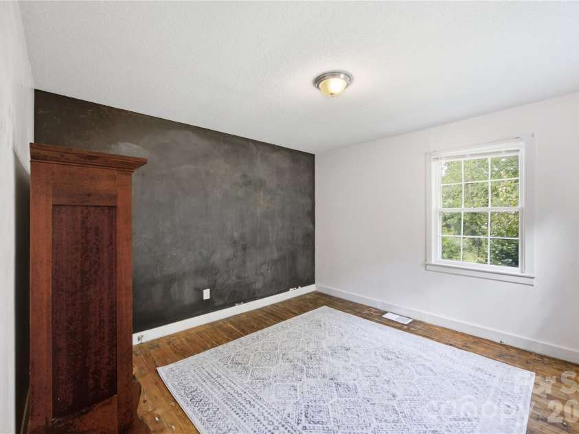 1471 Winthrop Avenue, Lancaster, SC 29720.  MLS# CAR4405167, YatesRealty ID 37480. 