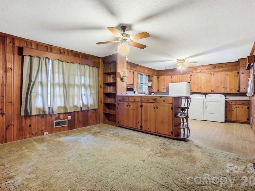 610 Laurel Court, Lancaster, SC 29720.  MLS# CAR4401615, YatesRealty ID 37482. 