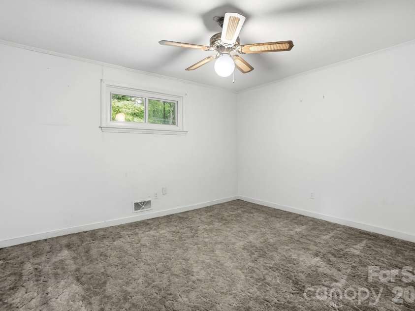 610 Laurel Court, Lancaster, SC 29720.  MLS# CAR4401615, YatesRealty ID 37482. 