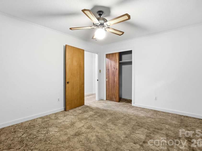 610 Laurel Court, Lancaster, SC 29720.  MLS# CAR4401615, YatesRealty ID 37482. 