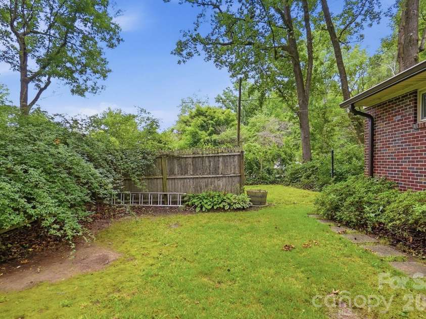 610 Laurel Court, Lancaster, SC 29720.  MLS# CAR4401615, YatesRealty ID 37482. 
