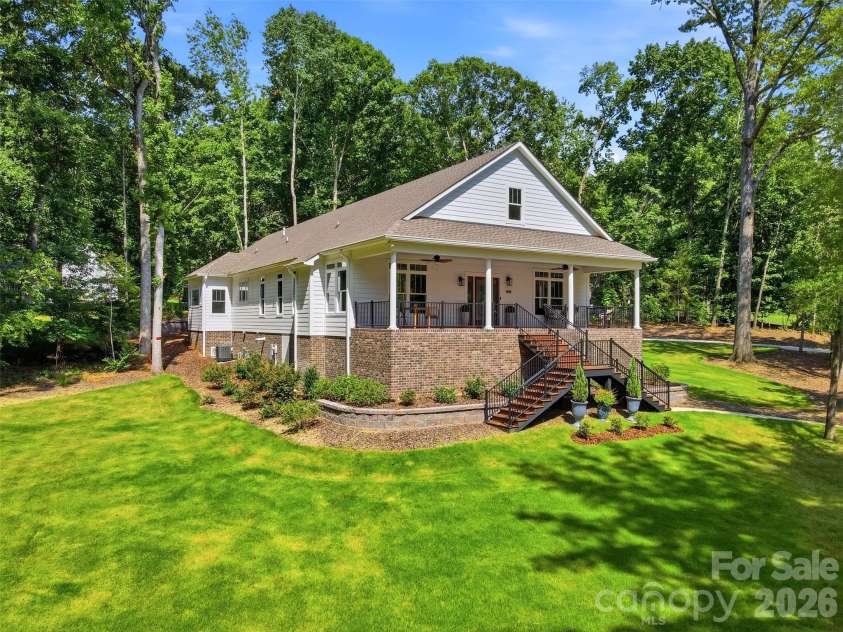 2698 Oakhurst Drive, Rock Hill, SC 29732.  MLS# CAR4403425, YatesRealty ID 37483. 