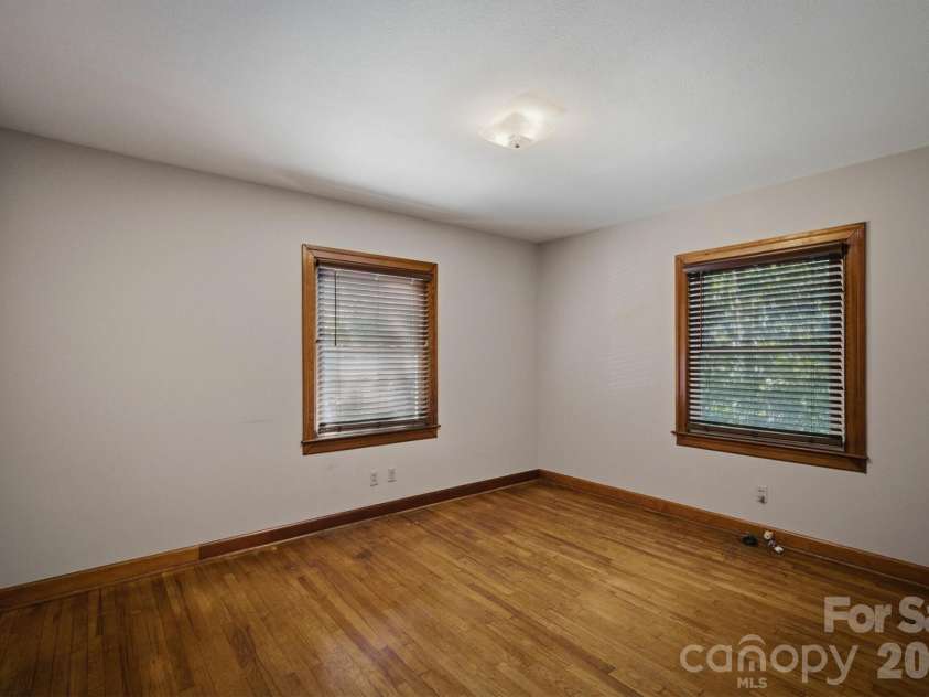 114 Harris Drive, Morganton, NC 28655.  MLS# CAR4402100, YatesRealty ID 37485. 
