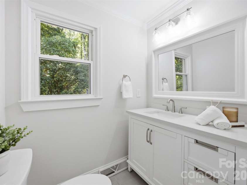 314 Dogwood Lane, Belmont, NC 28012.  MLS# CAR4404025, YatesRealty ID 37488. 