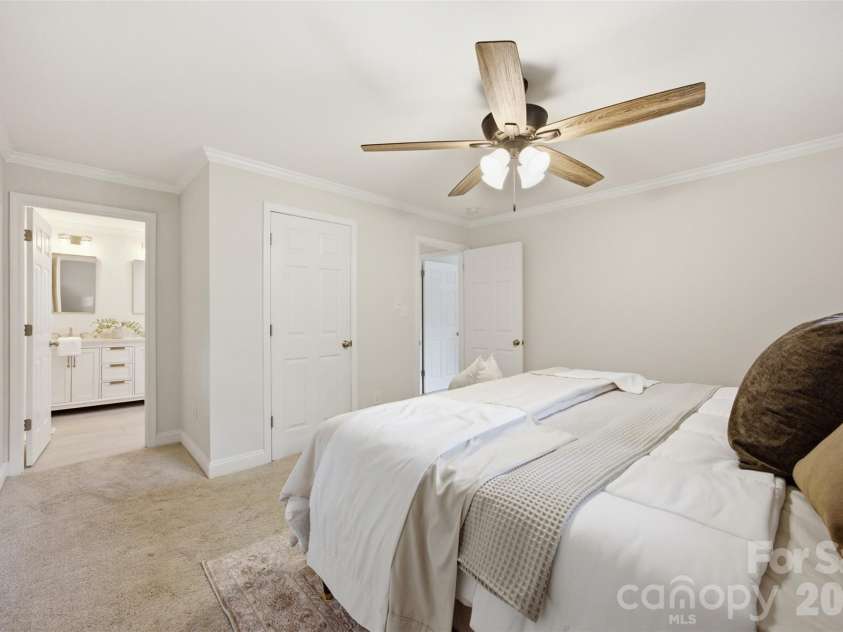 314 Dogwood Lane, Belmont, NC 28012.  MLS# CAR4404025, YatesRealty ID 37488. 