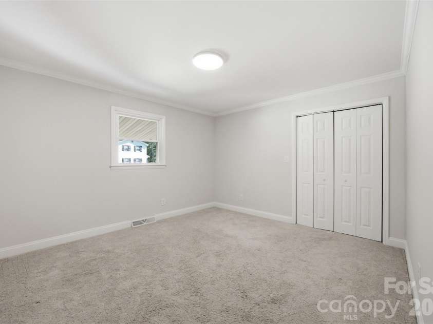 314 Dogwood Lane, Belmont, NC 28012.  MLS# CAR4404025, YatesRealty ID 37488. 