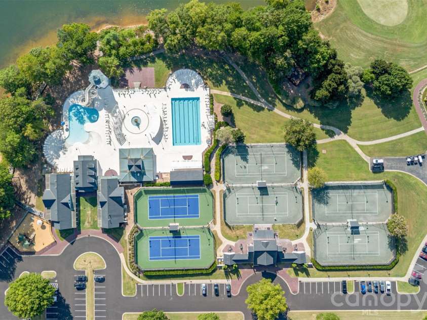 133 Brick Kiln Way, Mooresville, NC 28117.  MLS# CAR4297139, YatesRealty ID 3749. All amenities are within walking distance.