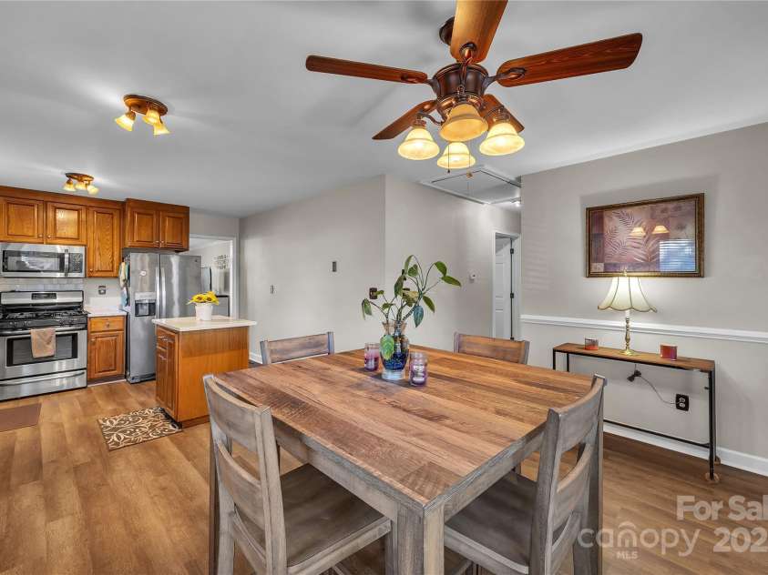 914 Carolyn Avenue, Kannapolis, NC 28083.  MLS# CAR4320011, YatesRealty ID 3749. 