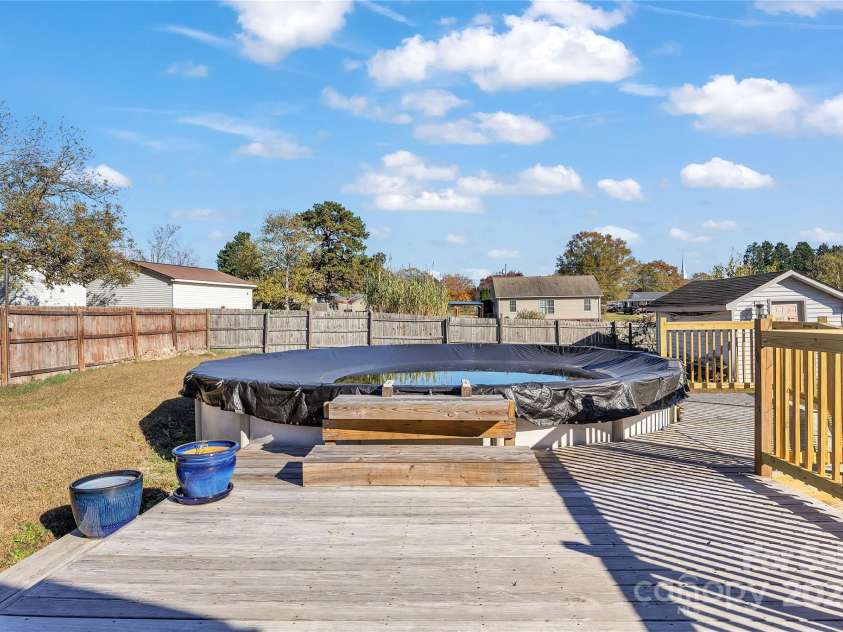 914 Carolyn Avenue, Kannapolis, NC 28083.  MLS# CAR4320011, YatesRealty ID 3749. 