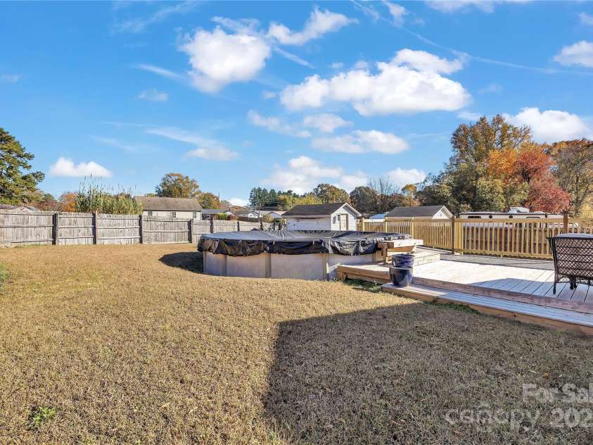 914 Carolyn Avenue, Kannapolis, NC 28083.  MLS# CAR4320011, YatesRealty ID 3749. 