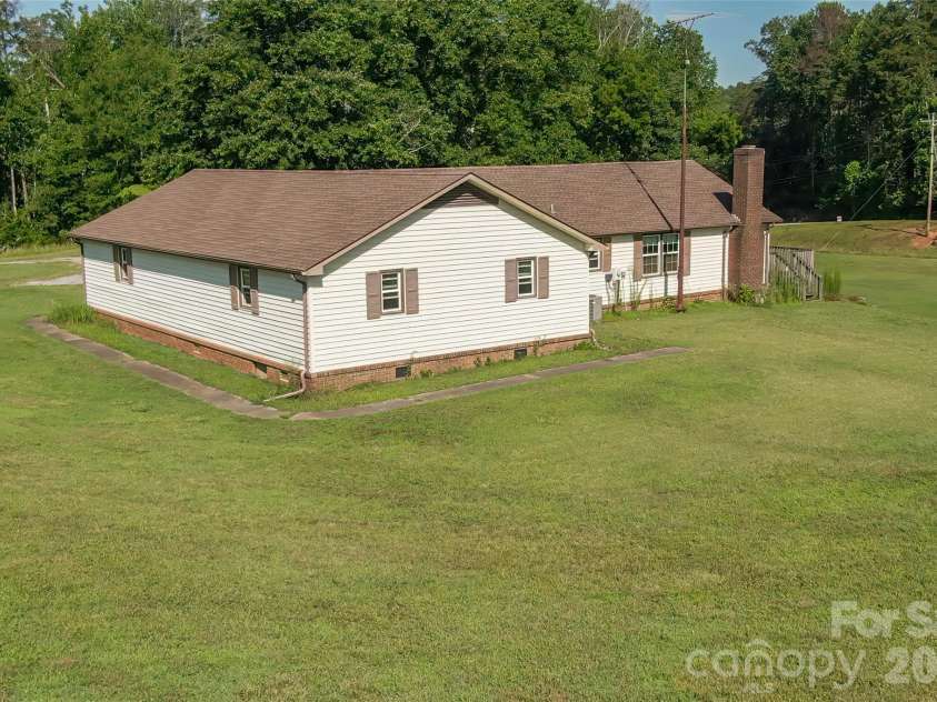 621 Pleasant Grove Road, Rutherfordton, NC 28139.  MLS# CAR4404758, YatesRealty ID 37490. 