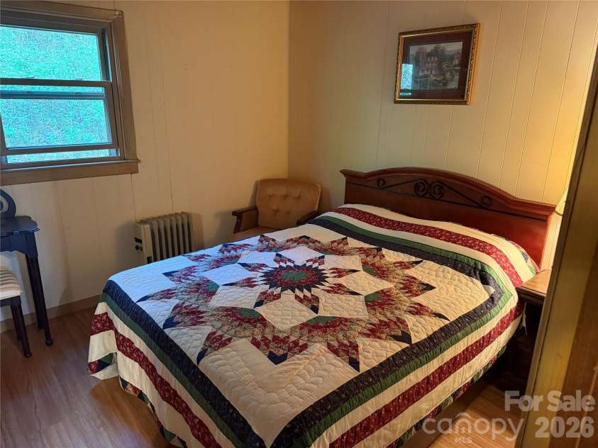 125 Hawks Nest Lane, Highlands, NC 28741.  MLS# CAR4405230, YatesRealty ID 37492. 