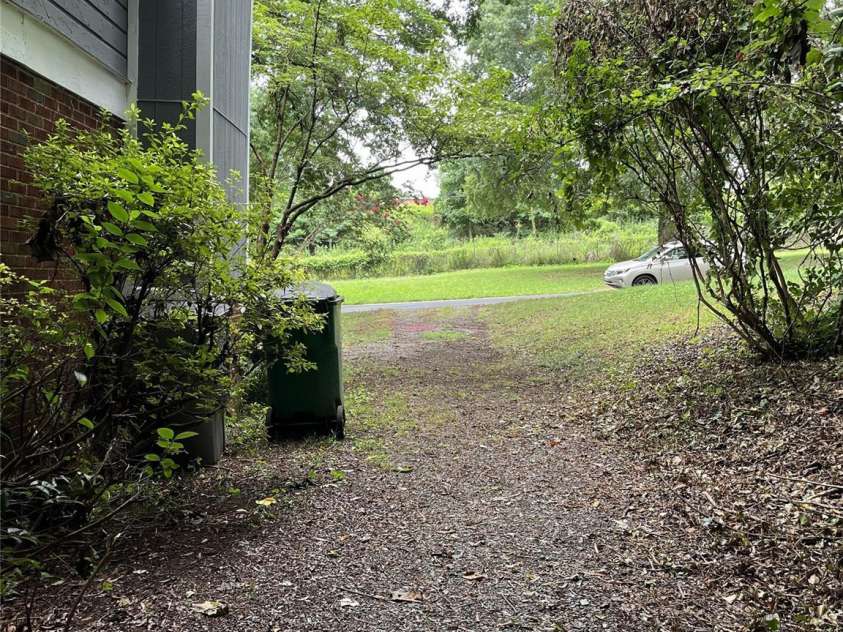 4217 Winfield Drive, Charlotte, NC 28205.  MLS# CAR4404491, YatesRealty ID 37493. 