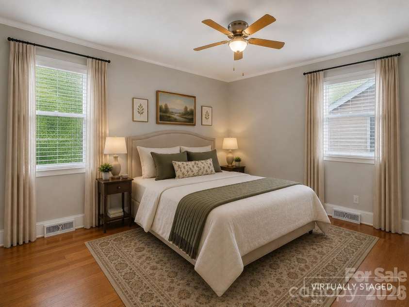 4217 Winfield Drive, Charlotte, NC 28205.  MLS# CAR4404491, YatesRealty ID 37493. 