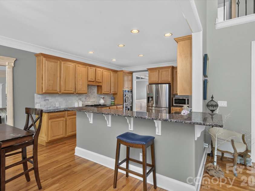 12129 James Jack Lane, Charlotte, NC 28277.  MLS# CAR4405158, YatesRealty ID 37494. 