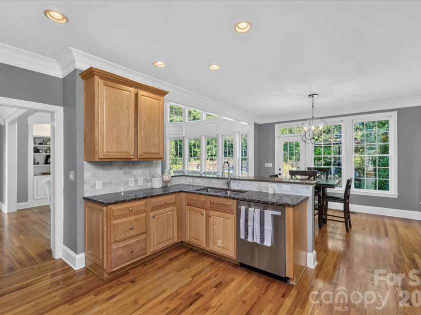 12129 James Jack Lane, Charlotte, NC 28277.  MLS# CAR4405158, YatesRealty ID 37494. 