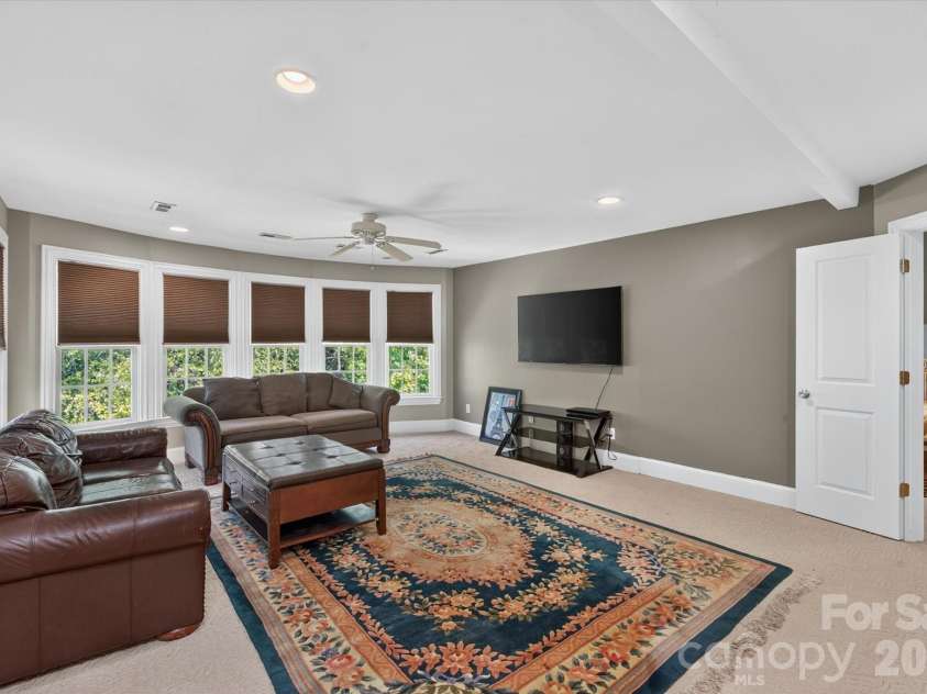 12129 James Jack Lane, Charlotte, NC 28277.  MLS# CAR4405158, YatesRealty ID 37494. 