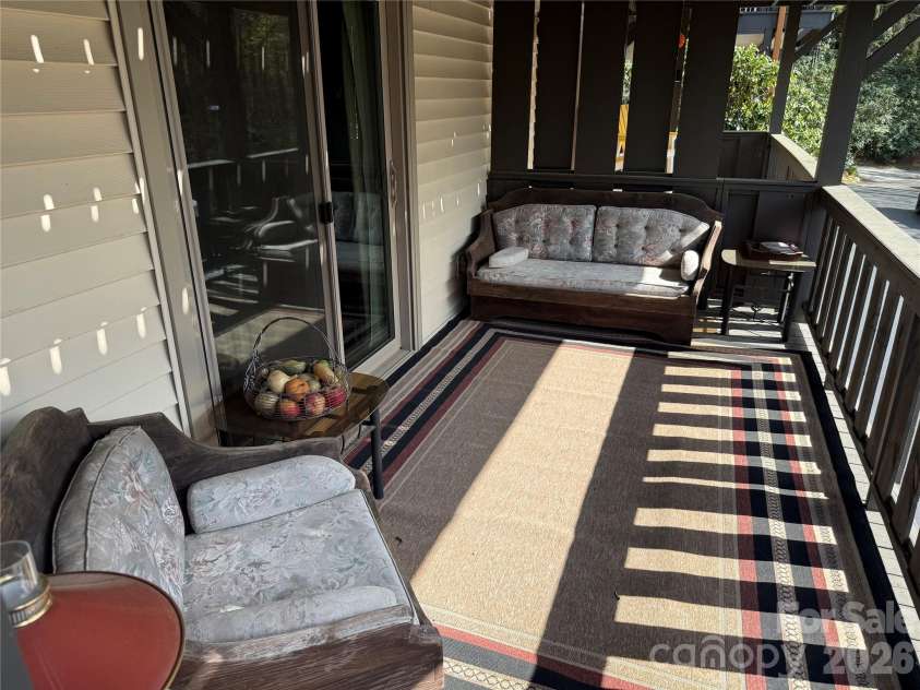 145 Hawks Nest Lane, Highlands, NC 28741.  MLS# CAR4405263, YatesRealty ID 37495. 