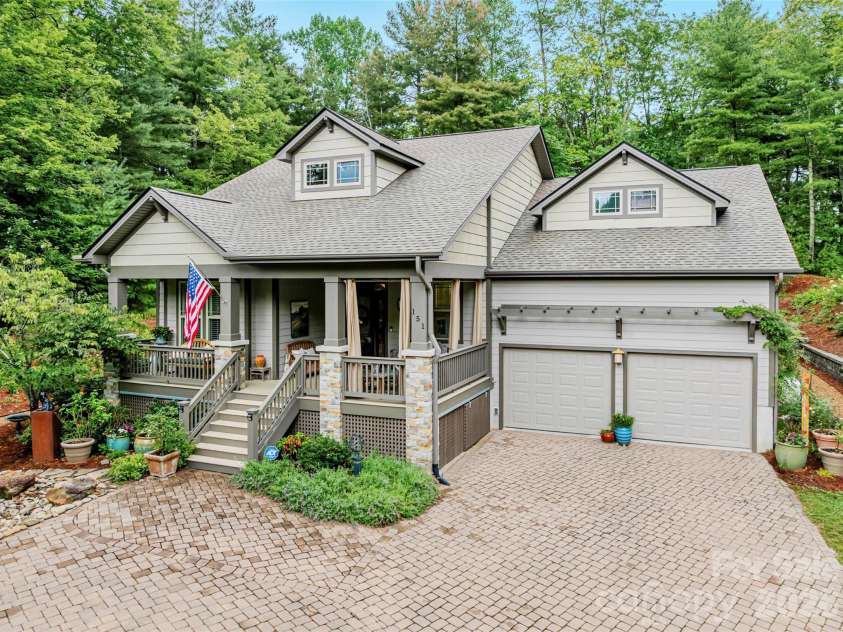 151 Monarch Road, Hendersonville, NC 28739.  MLS# CAR4383763, YatesRealty ID 37499. 