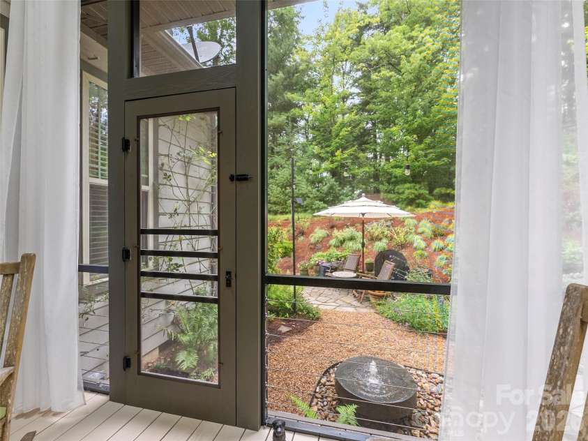 151 Monarch Road, Hendersonville, NC 28739.  MLS# CAR4383763, YatesRealty ID 37499. 