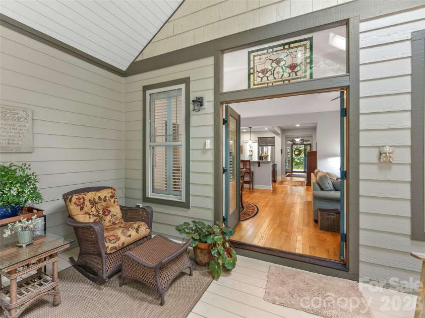 151 Monarch Road, Hendersonville, NC 28739.  MLS# CAR4383763, YatesRealty ID 37499. 