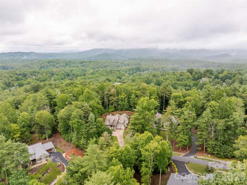 151 Monarch Road, Hendersonville, NC 28739.  MLS# CAR4383763, YatesRealty ID 37499. 