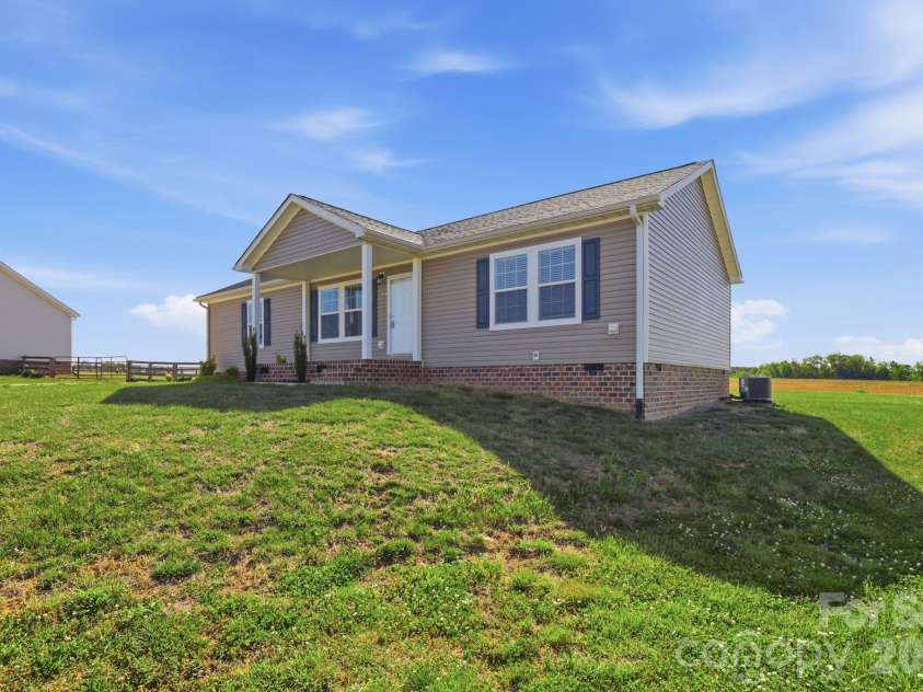 197 Burleson Point, Woodleaf, NC 27054.  MLS# CAR4371719, YatesRealty ID 375. 
