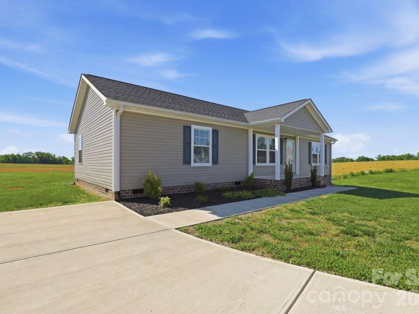 197 Burleson Point, Woodleaf, NC 27054.  MLS# CAR4371719, YatesRealty ID 375. 