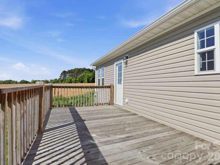 197 Burleson Point, Woodleaf, NC 27054.  MLS# CAR4371719, YatesRealty ID 375. 