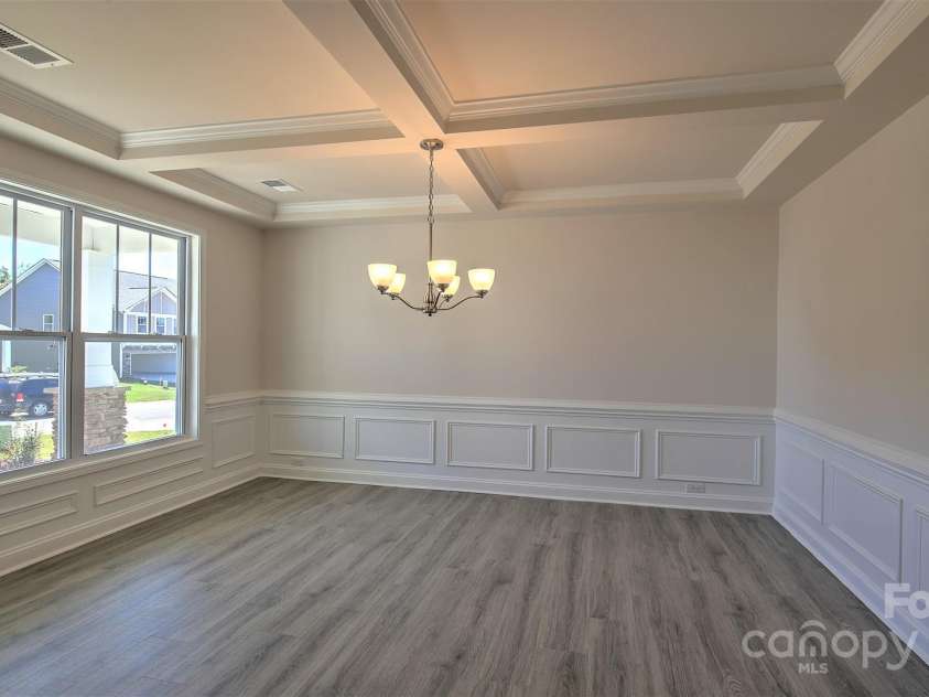 69 Silverthorne Court, Hendersonville, NC 28792.  MLS# CAR4214250, YatesRealty ID 375. 