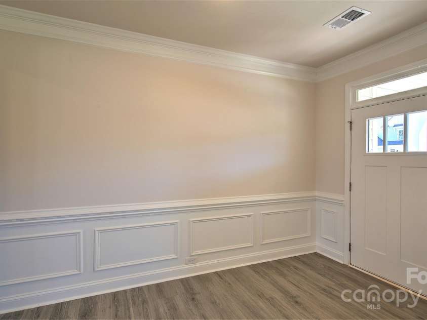 69 Silverthorne Court, Hendersonville, NC 28792.  MLS# CAR4214250, YatesRealty ID 375. 