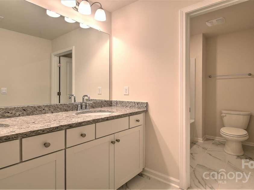 69 Silverthorne Court, Hendersonville, NC 28792.  MLS# CAR4214250, YatesRealty ID 375. 