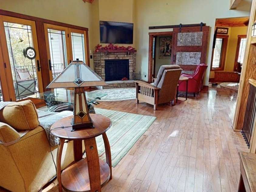 811 Hemlock Drive, Newland, NC 28657.  MLS# CAR4313317, YatesRealty ID 375. 