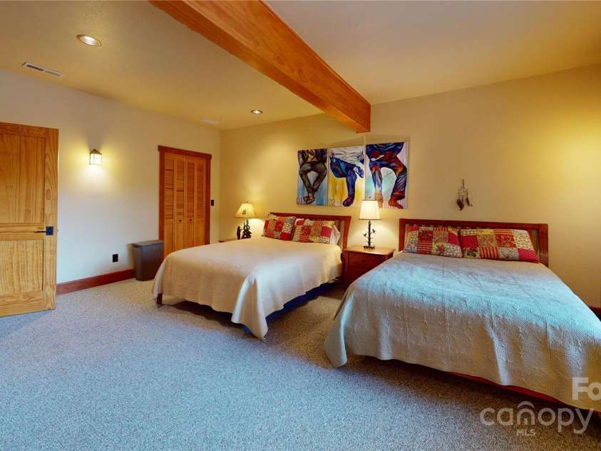 811 Hemlock Drive, Newland, NC 28657.  MLS# CAR4313317, YatesRealty ID 375. 