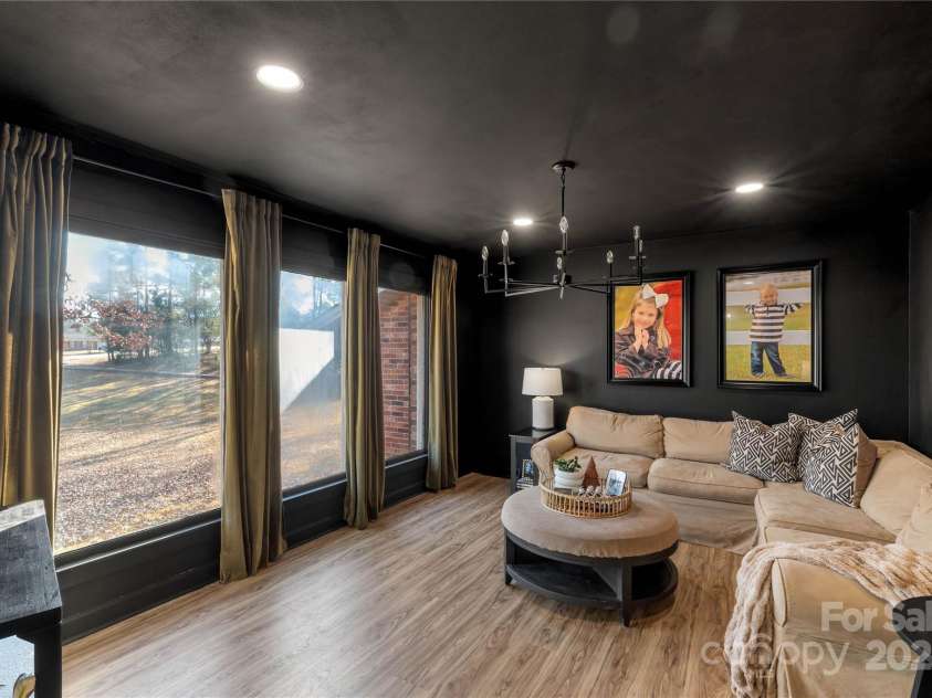 2570 Pineview Drive, Lancaster, SC 29720.  MLS# CAR4327318, YatesRealty ID 3750. 