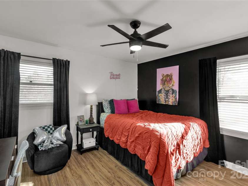 2570 Pineview Drive, Lancaster, SC 29720.  MLS# CAR4327318, YatesRealty ID 3750. 