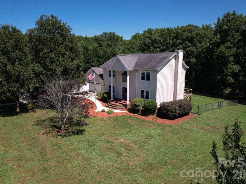 6567 Keeneland Trail, Vale, NC 28168.  MLS# CAR4404550, YatesRealty ID 37501. Front yard
