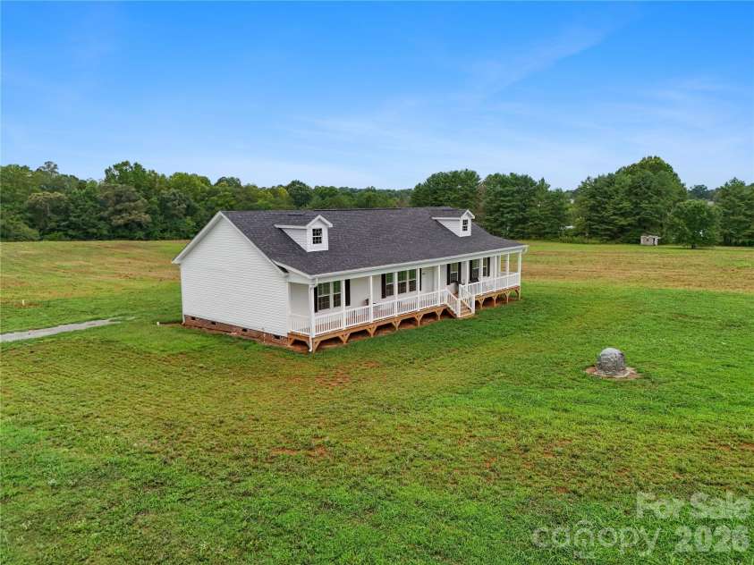 3467 Gaston Webbs Chapel Road, Crouse, NC 28033.  MLS# CAR4391062, YatesRealty ID 37503. 
