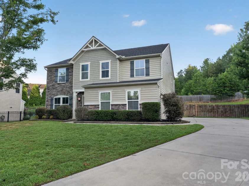 2095 Taney Way, Fort Mill, SC 29707.  MLS# CAR4405348, YatesRealty ID 37505. 