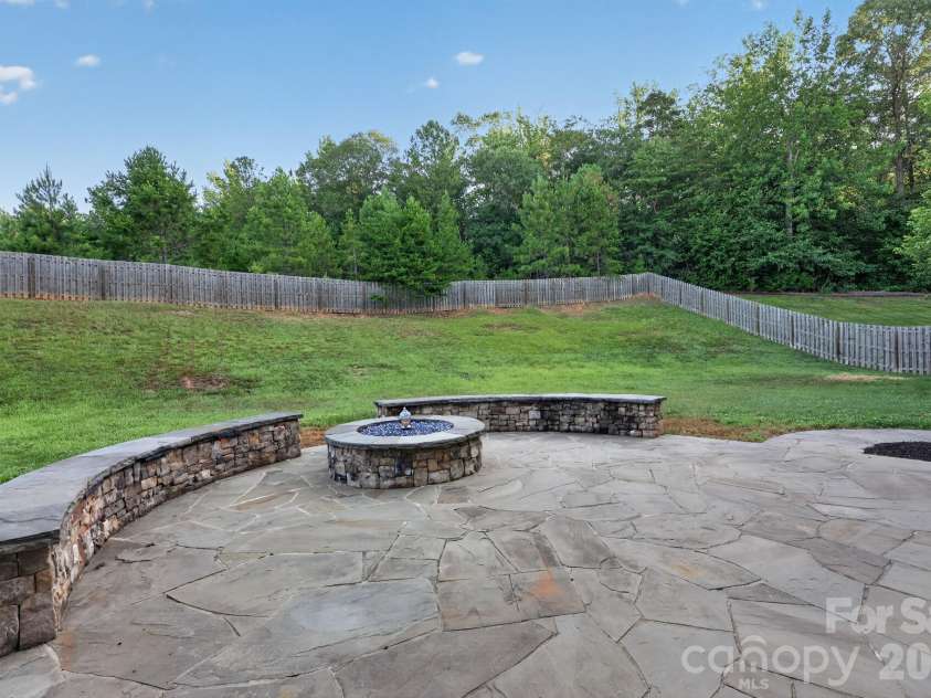2095 Taney Way, Fort Mill, SC 29707.  MLS# CAR4405348, YatesRealty ID 37505. 