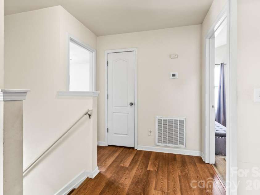 9224 Carrot Patch Drive, Charlotte, NC 28216.  MLS# CAR4404377, YatesRealty ID 37507. 