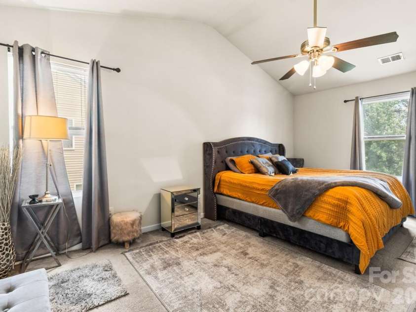 9224 Carrot Patch Drive, Charlotte, NC 28216.  MLS# CAR4404377, YatesRealty ID 37507. 